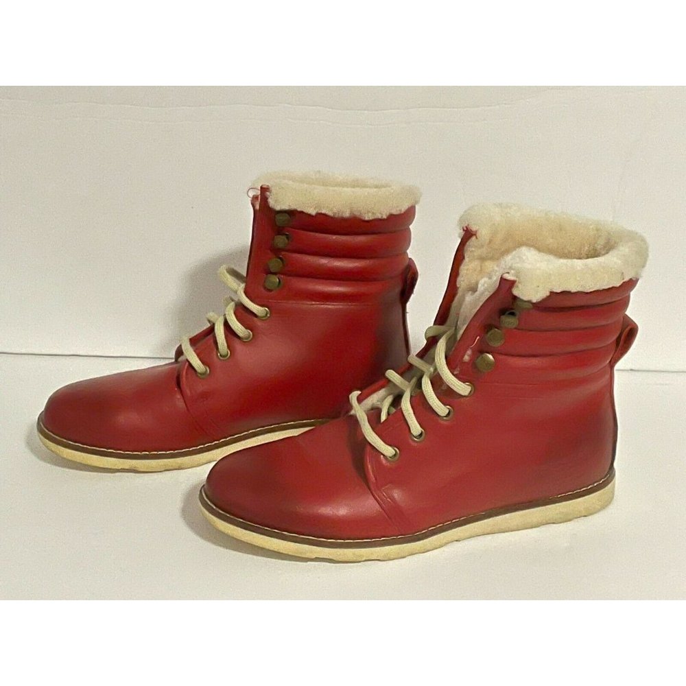 ugg boots classic Australia leather red Size 8